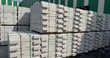 安徽芝麻白路沿石