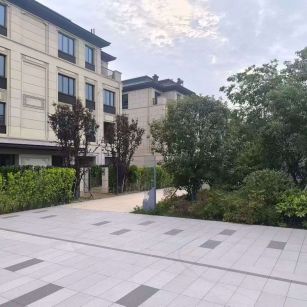 安徽 芝麻白与芝麻白搭配铺装，尺寸1200*600