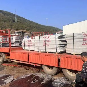 安徽 芝麻灰花岗岩光面毛板出货日常