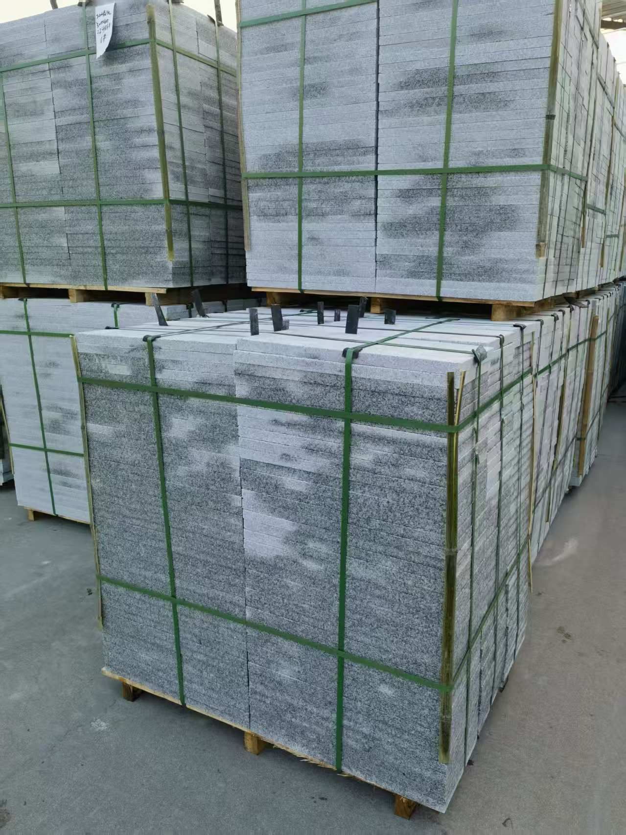 安徽 芝麻白地铺石材