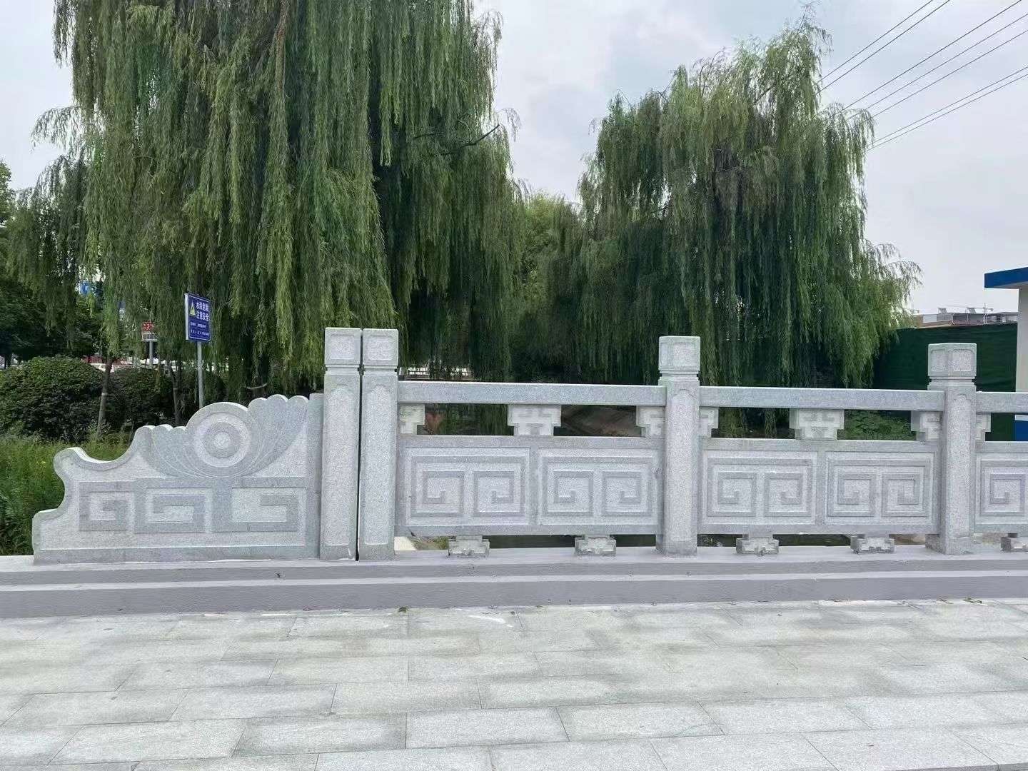 安徽 芝麻灰桥栏杆、河道栏杆安装效果