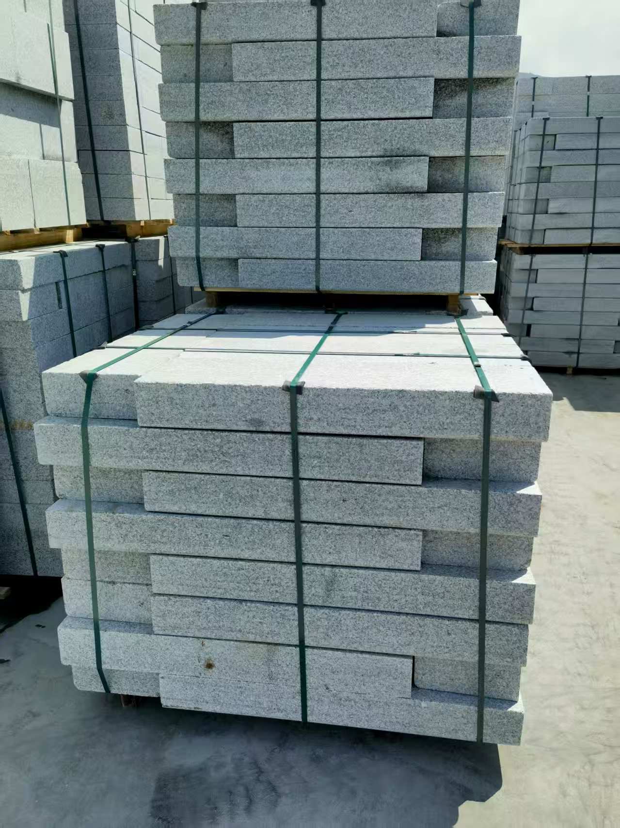 安徽 芙蓉白花岗岩路沿石、平石尺寸标准，色泽均匀